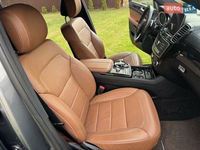 Мерседес ГЛС-Класс 2019 у Полтаві на Automoto.ua Сірий Мерседес ГЛС-Класс, об'ємом двигуна 3 л та пробігом 73 тис. км за 50200 $, фото 27 на Automoto.ua