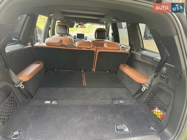 Мерседес ГЛС-Класс 2019 у Полтаві на Automoto.ua Сірий Мерседес ГЛС-Класс, об'ємом двигуна 3 л та пробігом 73 тис. км за 50200 $, фото 17 на Automoto.ua