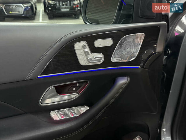 Серый Мерседес ГЛС-Класс, объемом двигателя 2.93 л и пробегом 104 тыс. км за 78500 $, фото 18 на Automoto.ua