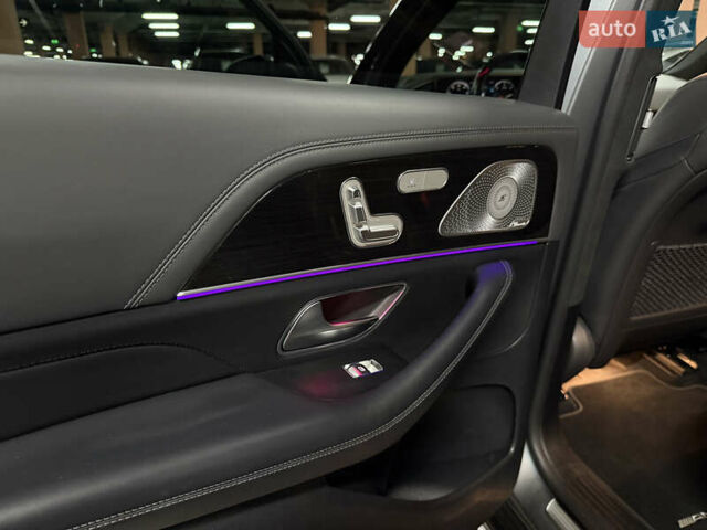 Серый Мерседес ГЛС-Класс, объемом двигателя 2.93 л и пробегом 104 тыс. км за 78500 $, фото 31 на Automoto.ua