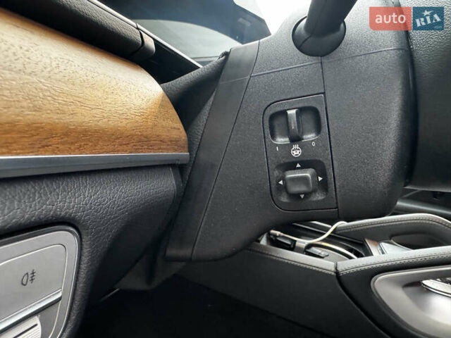 Серый Мерседес ГЛС-Класс, объемом двигателя 3 л и пробегом 77 тыс. км за 55555 $, фото 40 на Automoto.ua