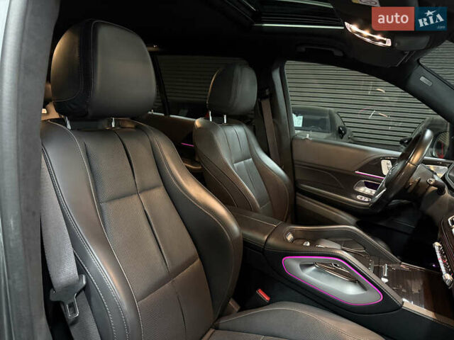 Серый Мерседес ГЛС-Класс, объемом двигателя 2.93 л и пробегом 104 тыс. км за 78500 $, фото 51 на Automoto.ua