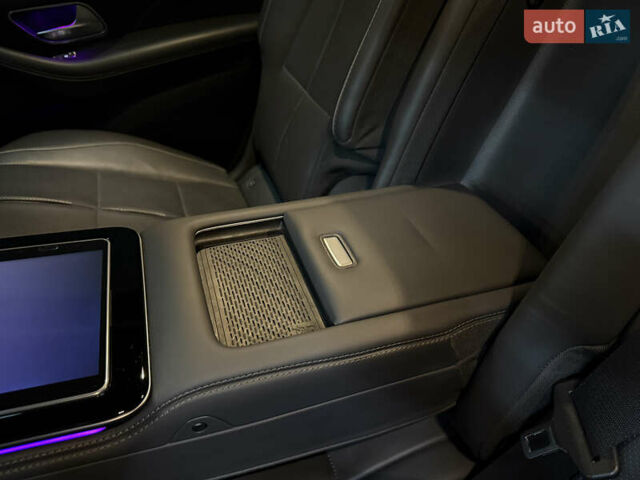 Серый Мерседес ГЛС-Класс, объемом двигателя 2.93 л и пробегом 104 тыс. км за 78500 $, фото 34 на Automoto.ua