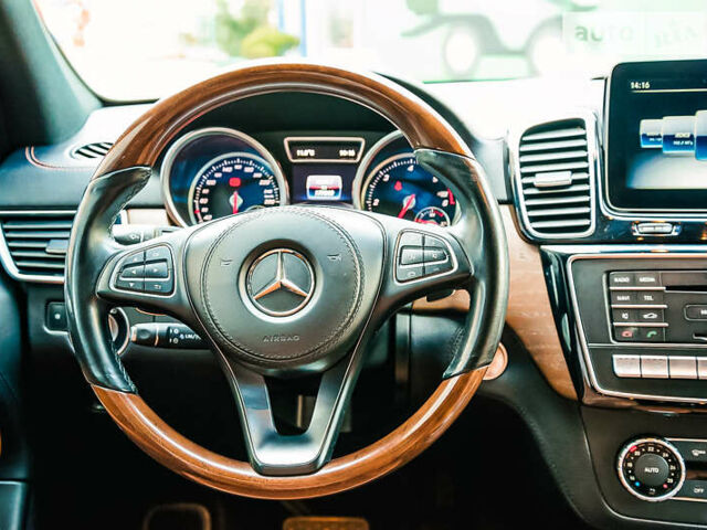 Серый Мерседес ГЛС-Класс, объемом двигателя 2.99 л и пробегом 183 тыс. км за 48500 $, фото 29 на Automoto.ua