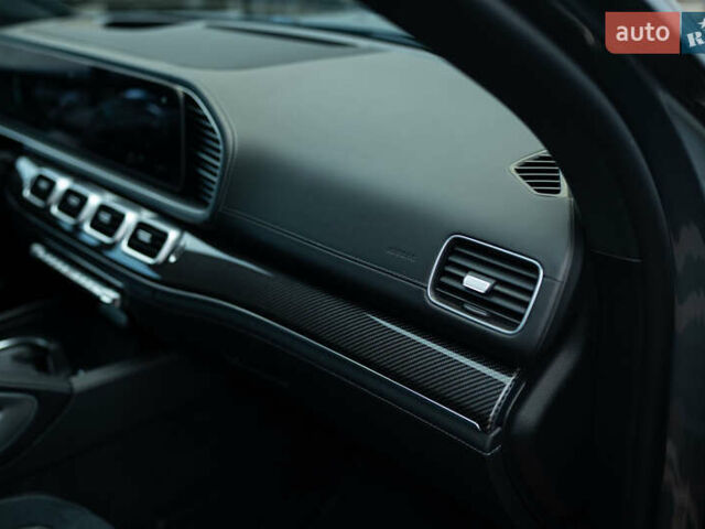 Серый Мерседес ГЛС-Класс, объемом двигателя 3.98 л и пробегом 42 тыс. км за 163000 $, фото 37 на Automoto.ua