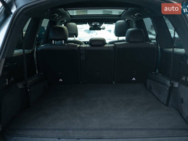 Серый Мерседес ГЛС-Класс, объемом двигателя 3.98 л и пробегом 42 тыс. км за 163000 $, фото 18 на Automoto.ua