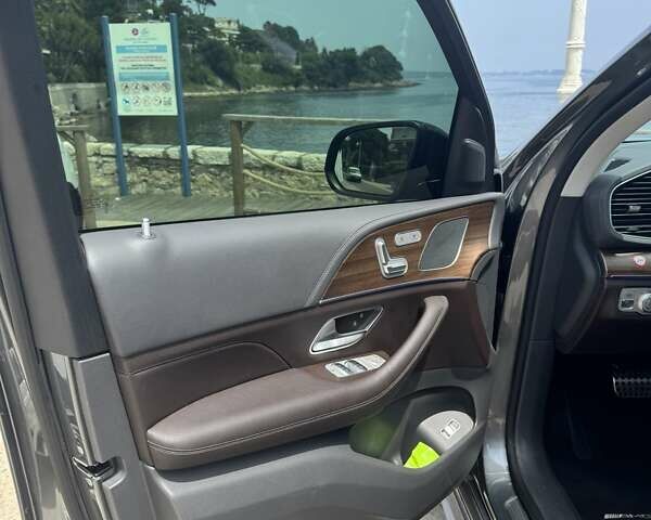 Серый Мерседес ГЛС-Класс, объемом двигателя 2.93 л и пробегом 50 тыс. км за 88000 $, фото 6 на Automoto.ua