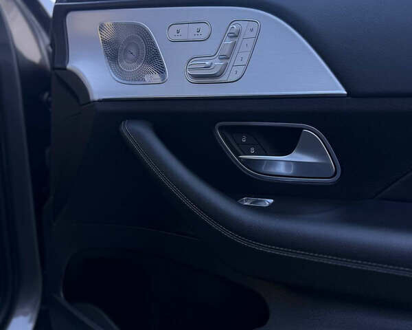 Сірий Мерседес ГЛС-Класс, об'ємом двигуна 3 л та пробігом 77 тис. км за 65000 $, фото 19 на Automoto.ua