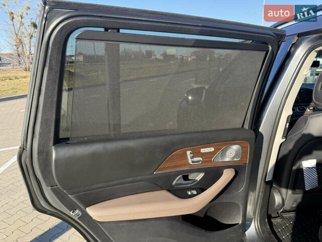 Мерседес ГЛС-Класс 2020 у Києві на Automoto.ua Сірий Мерседес ГЛС-Класс, об'ємом двигуна 3 л та пробігом 99 тис. км за 74500 $, фото 13 на Automoto.ua