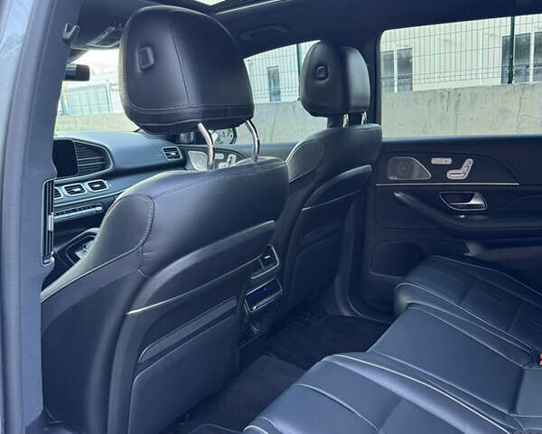 Серый Мерседес ГЛС-Класс, объемом двигателя 3.98 л и пробегом 65 тыс. км за 104999 $, фото 9 на Automoto.ua