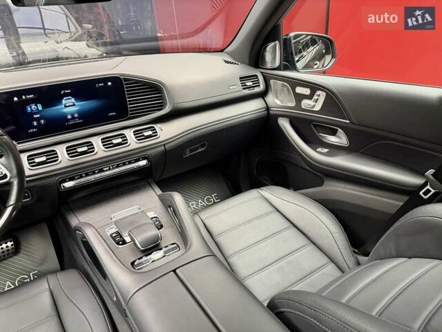 Серый Мерседес ГЛС-Класс, объемом двигателя 3 л и пробегом 81 тыс. км за 85900 $, фото 38 на Automoto.ua