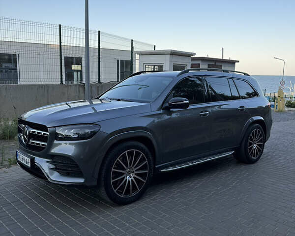 Серый Мерседес ГЛС-Класс, объемом двигателя 3.98 л и пробегом 65 тыс. км за 104999 $, фото 3 на Automoto.ua