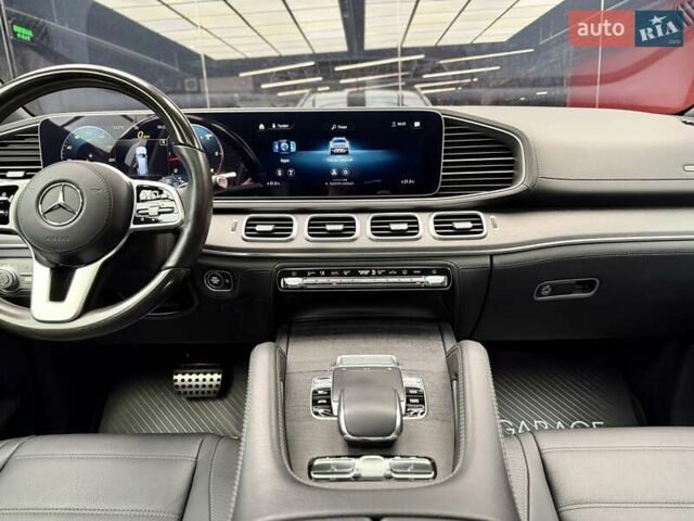 Серый Мерседес ГЛС-Класс, объемом двигателя 3 л и пробегом 81 тыс. км за 85900 $, фото 34 на Automoto.ua
