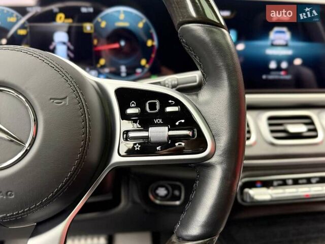 Серый Мерседес ГЛС-Класс, объемом двигателя 3 л и пробегом 81 тыс. км за 85900 $, фото 32 на Automoto.ua