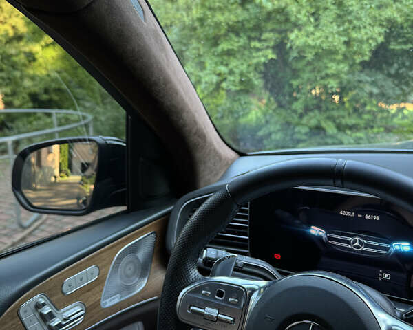 Сірий Мерседес ГЛС-Класс, об'ємом двигуна 2.93 л та пробігом 65 тис. км за 95500 $, фото 4 на Automoto.ua