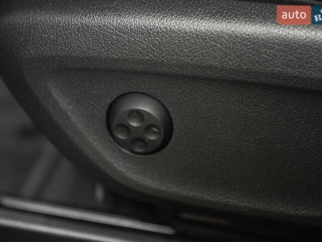 Серый Мерседес ГЛС-Класс, объемом двигателя 3 л и пробегом 39 тыс. км за 89900 $, фото 52 на Automoto.ua