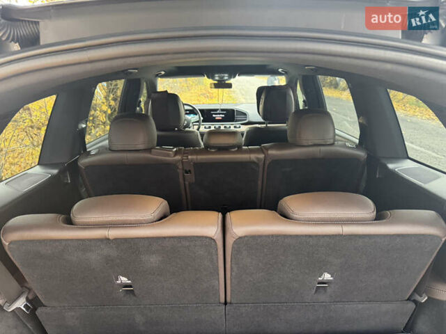 Серый Мерседес ГЛС-Класс, объемом двигателя 2.93 л и пробегом 131 тыс. км за 89999 $, фото 16 на Automoto.ua