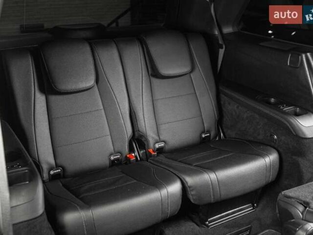 Серый Мерседес ГЛС-Класс, объемом двигателя 3 л и пробегом 39 тыс. км за 89900 $, фото 11 на Automoto.ua