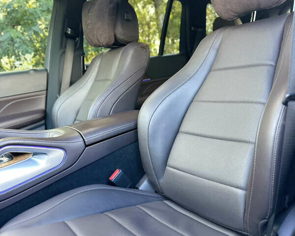 Сірий Мерседес ГЛС-Класс, об'ємом двигуна 2.93 л та пробігом 129 тис. км за 89900 $, фото 8 на Automoto.ua