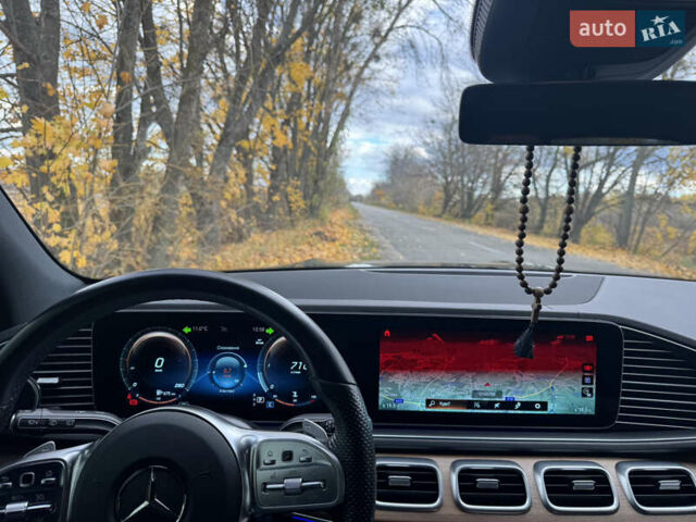 Серый Мерседес ГЛС-Класс, объемом двигателя 2.93 л и пробегом 131 тыс. км за 89999 $, фото 10 на Automoto.ua