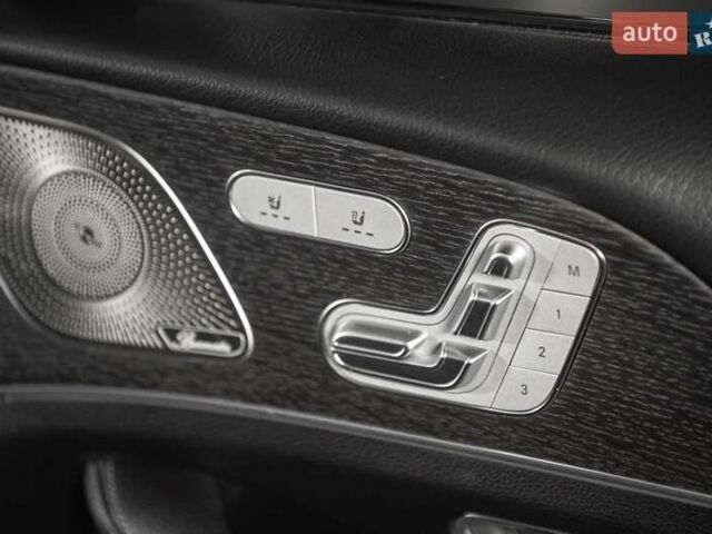 Серый Мерседес ГЛС-Класс, объемом двигателя 3 л и пробегом 39 тыс. км за 89900 $, фото 41 на Automoto.ua