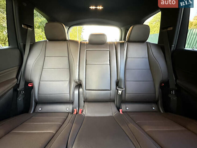 Сірий Мерседес ГЛС-Класс, об'ємом двигуна 2.93 л та пробігом 129 тис. км за 89900 $, фото 10 на Automoto.ua
