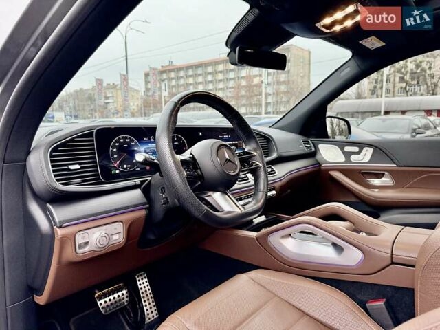 Серый Мерседес ГЛС-Класс, объемом двигателя 2.99 л и пробегом 57 тыс. км за 115999 $, фото 22 на Automoto.ua