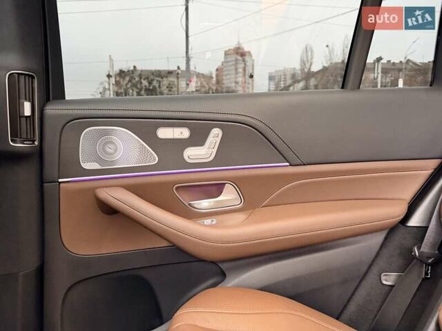 Серый Мерседес ГЛС-Класс, объемом двигателя 2.99 л и пробегом 57 тыс. км за 115999 $, фото 37 на Automoto.ua
