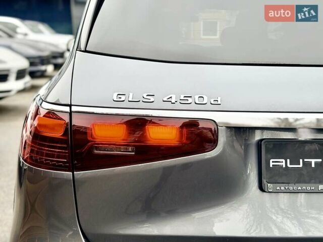 Серый Мерседес ГЛС-Класс, объемом двигателя 2.99 л и пробегом 57 тыс. км за 115999 $, фото 13 на Automoto.ua