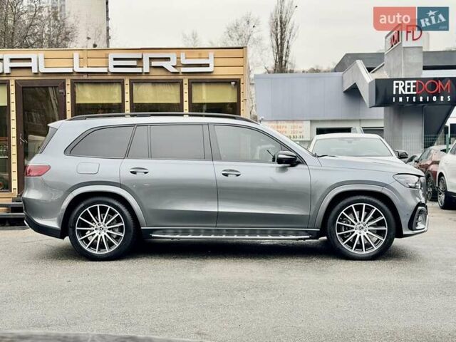 Серый Мерседес ГЛС-Класс, объемом двигателя 2.99 л и пробегом 57 тыс. км за 115999 $, фото 3 на Automoto.ua