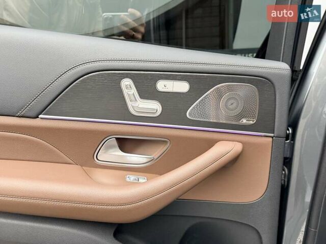 Серый Мерседес ГЛС-Класс, объемом двигателя 2.99 л и пробегом 57 тыс. км за 115999 $, фото 32 на Automoto.ua