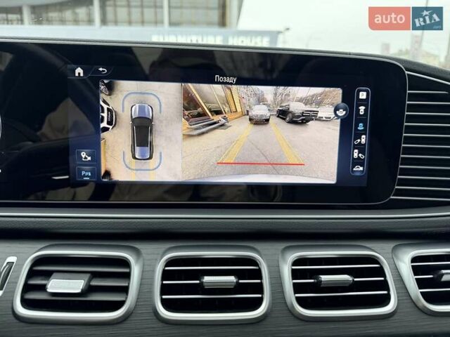 Серый Мерседес ГЛС-Класс, объемом двигателя 2.99 л и пробегом 57 тыс. км за 115999 $, фото 24 на Automoto.ua