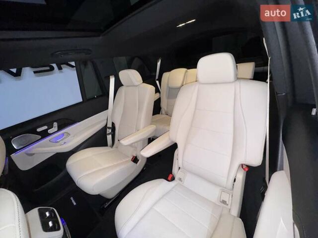 Сірий Мерседес ГЛС-Класс, об'ємом двигуна 2.99 л та пробігом 3 тис. км за 157900 $, фото 94 на Automoto.ua