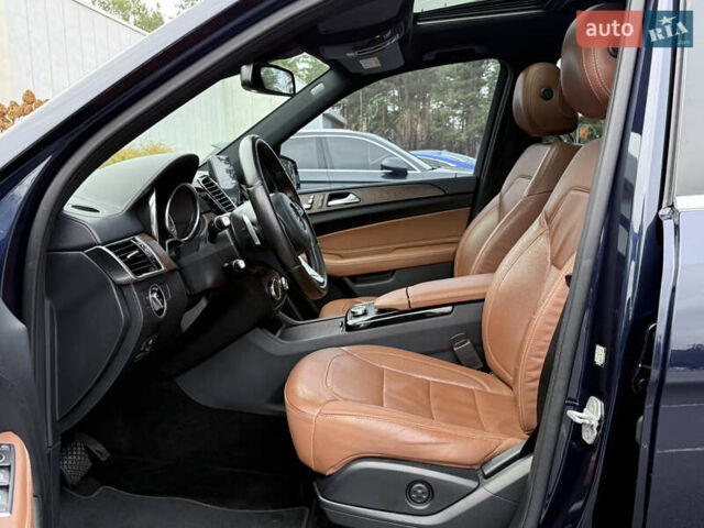 Синий Мерседес ГЛС-Класс, объемом двигателя 3 л и пробегом 290 тыс. км за 29900 $, фото 38 на Automoto.ua