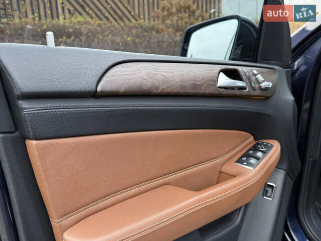 Синий Мерседес ГЛС-Класс, объемом двигателя 3 л и пробегом 290 тыс. км за 29900 $, фото 37 на Automoto.ua