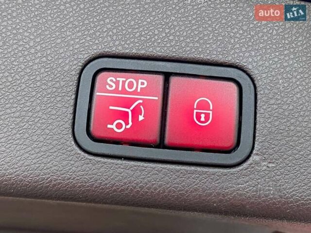 Синій Мерседес ГЛС-Класс, об'ємом двигуна 3 л та пробігом 205 тис. км за 28500 $, фото 64 на Automoto.ua