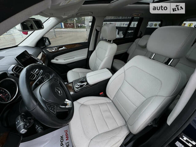 Синий Мерседес ГЛС-Класс, объемом двигателя 3 л и пробегом 158 тыс. км за 27400 $, фото 29 на Automoto.ua