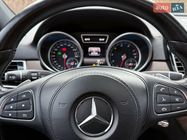 Синий Мерседес ГЛС-Класс, объемом двигателя 3 л и пробегом 290 тыс. км за 29900 $, фото 47 на Automoto.ua