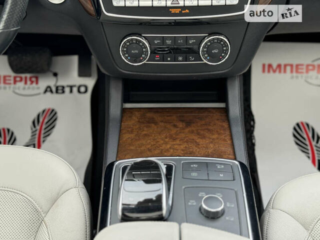 Синий Мерседес ГЛС-Класс, объемом двигателя 3 л и пробегом 158 тыс. км за 27400 $, фото 23 на Automoto.ua