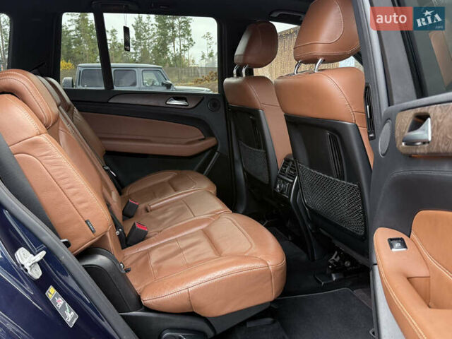 Синий Мерседес ГЛС-Класс, объемом двигателя 3 л и пробегом 290 тыс. км за 29900 $, фото 29 на Automoto.ua