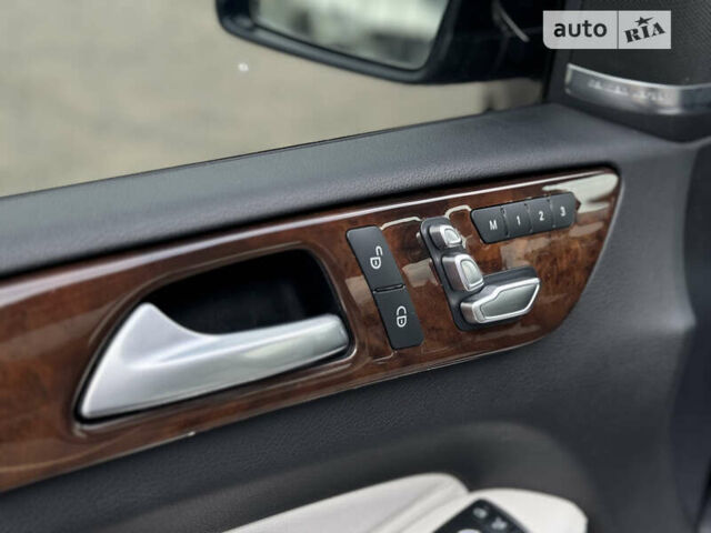 Синий Мерседес ГЛС-Класс, объемом двигателя 3 л и пробегом 158 тыс. км за 27400 $, фото 18 на Automoto.ua