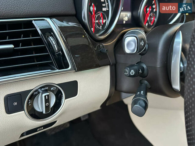 Синій Мерседес ГЛС-Класс, об'ємом двигуна 3 л та пробігом 217 тис. км за 29999 $, фото 15 на Automoto.ua