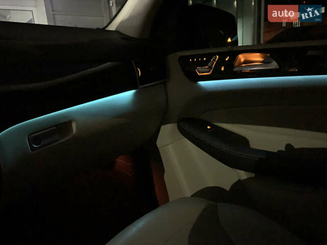 Синий Мерседес ГЛС-Класс, объемом двигателя 3 л и пробегом 215 тыс. км за 33499 $, фото 14 на Automoto.ua