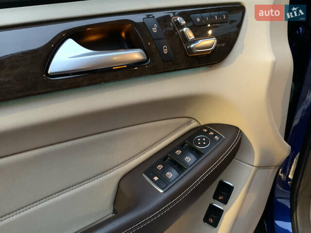 Синий Мерседес ГЛС-Класс, объемом двигателя 3 л и пробегом 215 тыс. км за 33499 $, фото 40 на Automoto.ua