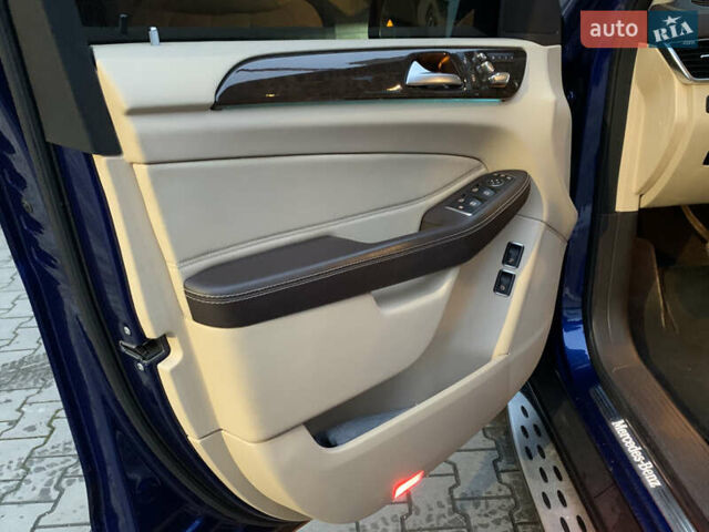 Синий Мерседес ГЛС-Класс, объемом двигателя 3 л и пробегом 215 тыс. км за 33499 $, фото 41 на Automoto.ua