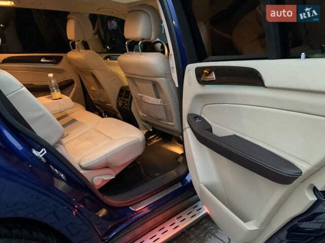 Синий Мерседес ГЛС-Класс, объемом двигателя 3 л и пробегом 215 тыс. км за 33499 $, фото 27 на Automoto.ua