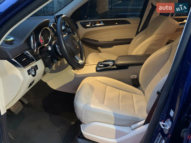 Синий Мерседес ГЛС-Класс, объемом двигателя 3 л и пробегом 215 тыс. км за 33499 $, фото 38 на Automoto.ua