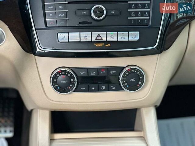 Синий Мерседес ГЛС-Класс, объемом двигателя 3 л и пробегом 147 тыс. км за 28500 $, фото 19 на Automoto.ua