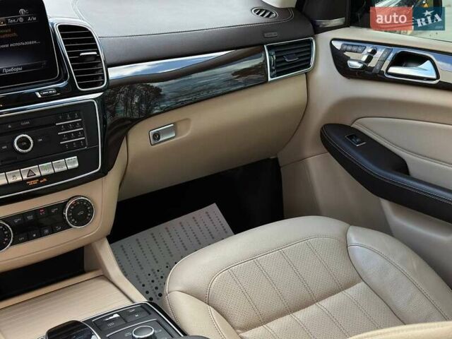 Синий Мерседес ГЛС-Класс, объемом двигателя 3 л и пробегом 147 тыс. км за 28500 $, фото 20 на Automoto.ua