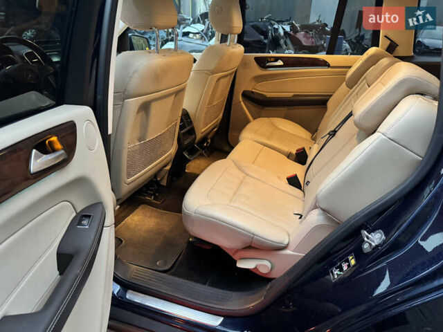 Синий Мерседес ГЛС-Класс, объемом двигателя 3 л и пробегом 52 тыс. км за 24900 $, фото 32 на Automoto.ua